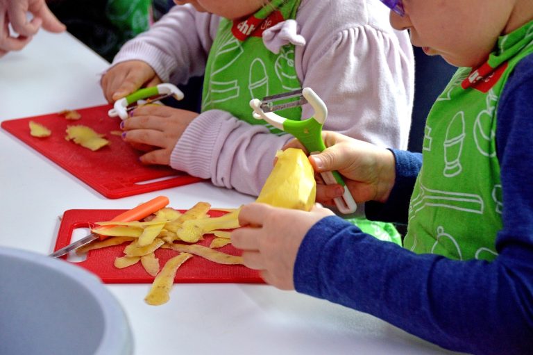 Die schönsten Muttertagsgeschenke von erwachsenen Kindern: Persönlich, kreativ und bedeutungsvoll 🎁