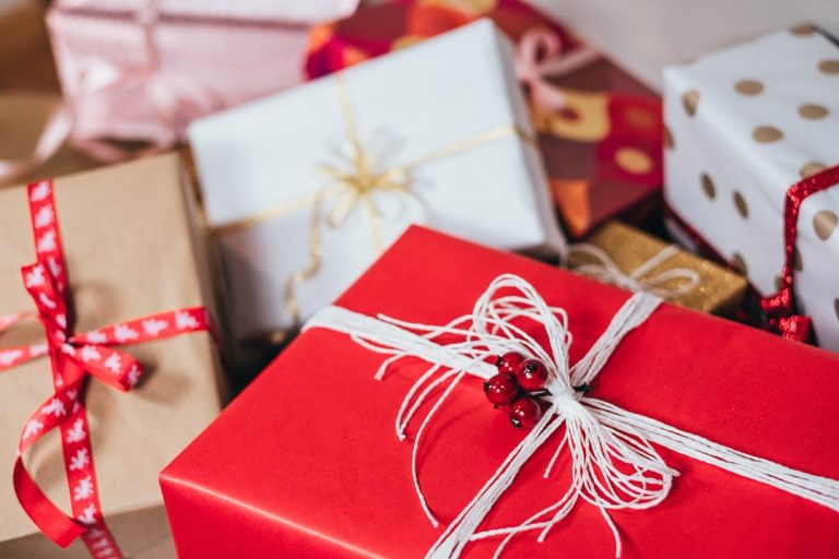 7 kreative Geschenkideen unter 20 Euro, die wirklich Freude machen